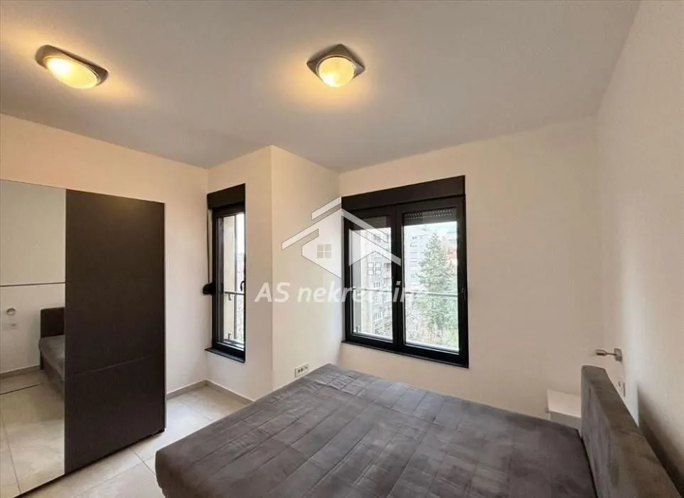 Rent, apartment, 55m², Južni Bulevar, Vračar Sve Podlokacije