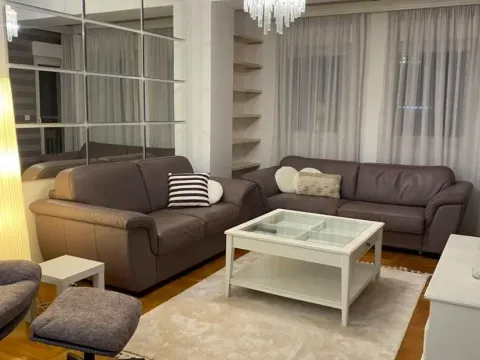 Izdavanje, jednosoban stan, 52m², City Kvart, Podgorica - image 4