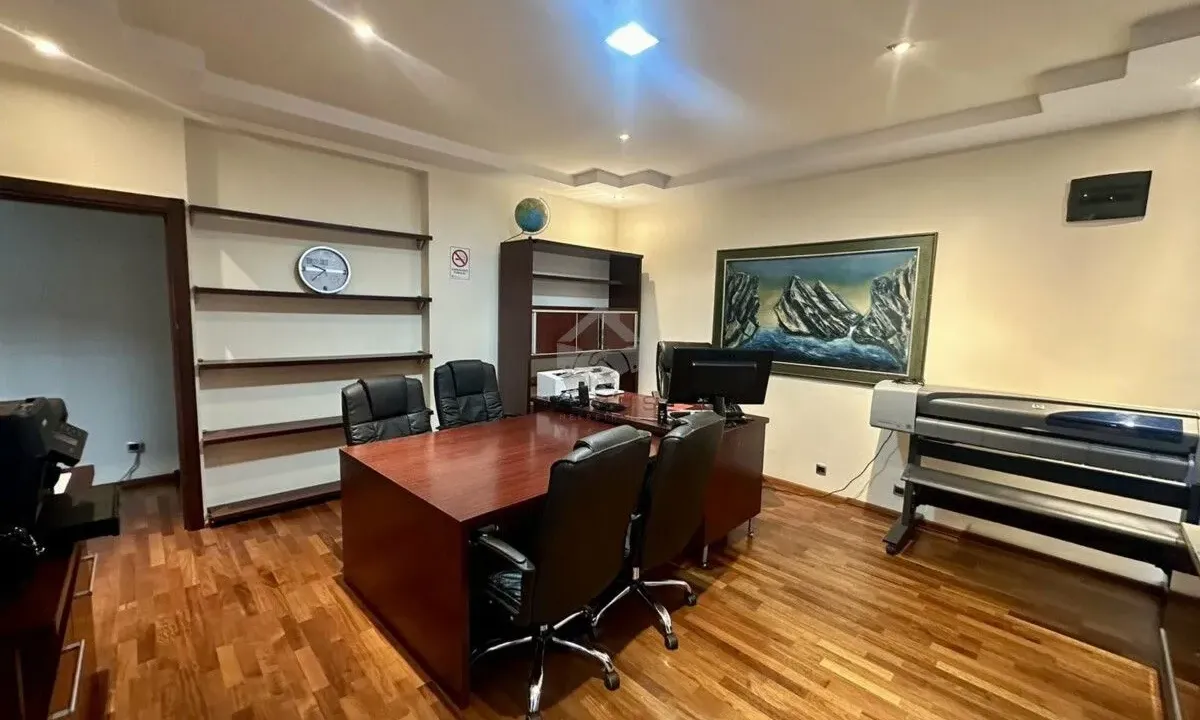 Rent, office space, 130m², Pobrežje, Podgorica