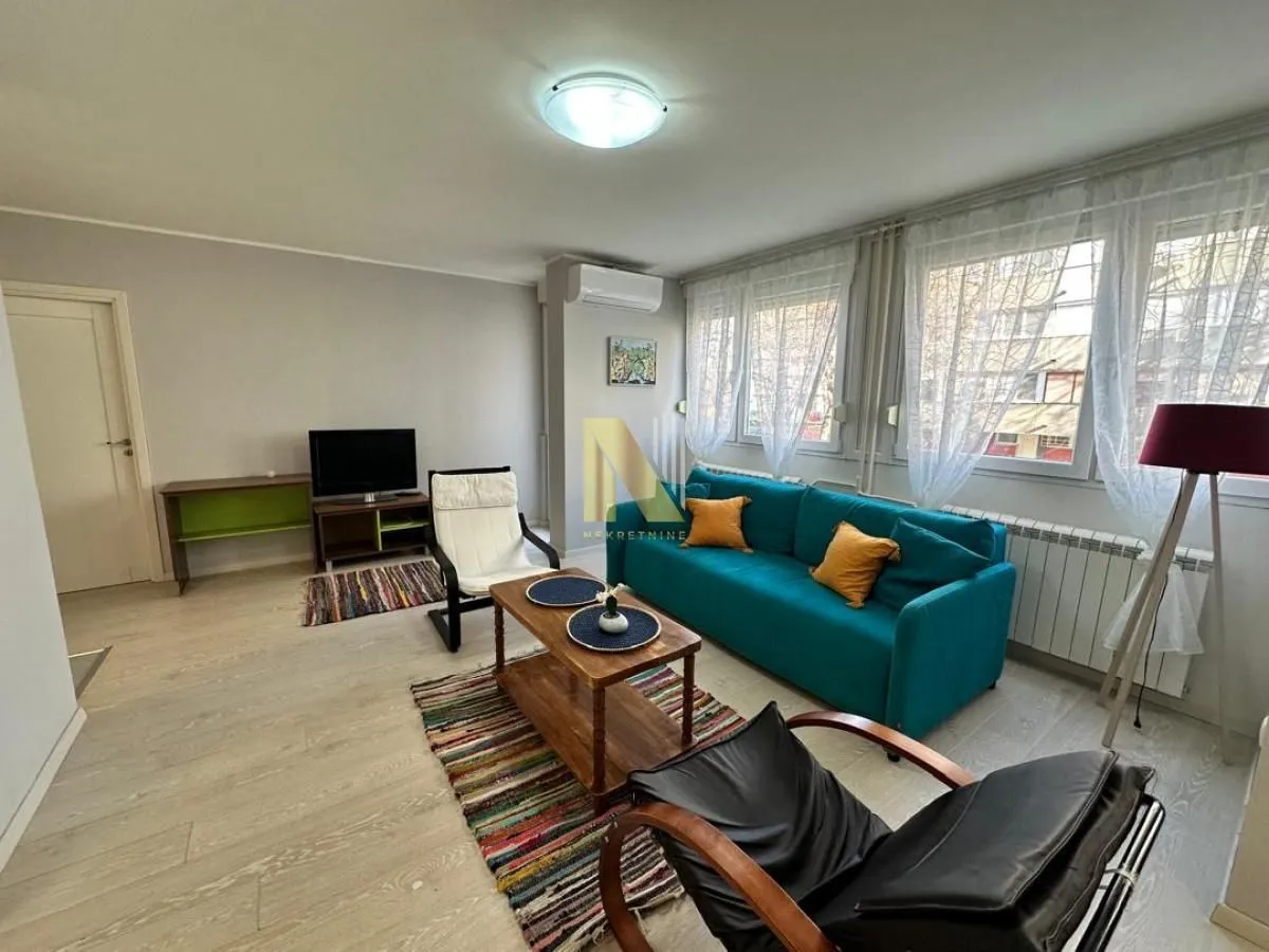 Izdavanje, dvosoban stan, 61m², Liman 1, Novi Sad Sve Podlokacije