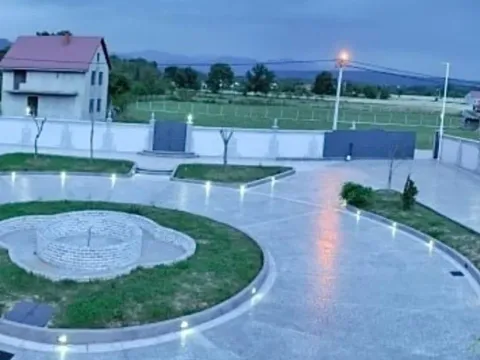 Izdavanje, kuća, 560m², Begovina, Danilovgrad - image 7