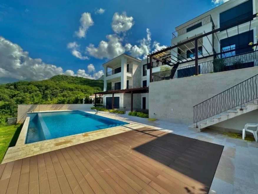 Sale, one bedroom apartment, 55m², Sveti Stefan, Budva