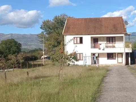 Prodaja, kuća, 200m², Grlić, Danilovgrad - image 3