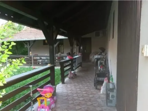 Prodaja, kuća, 153m², Futog, Novi Sad Sve Podlokacije - image 3