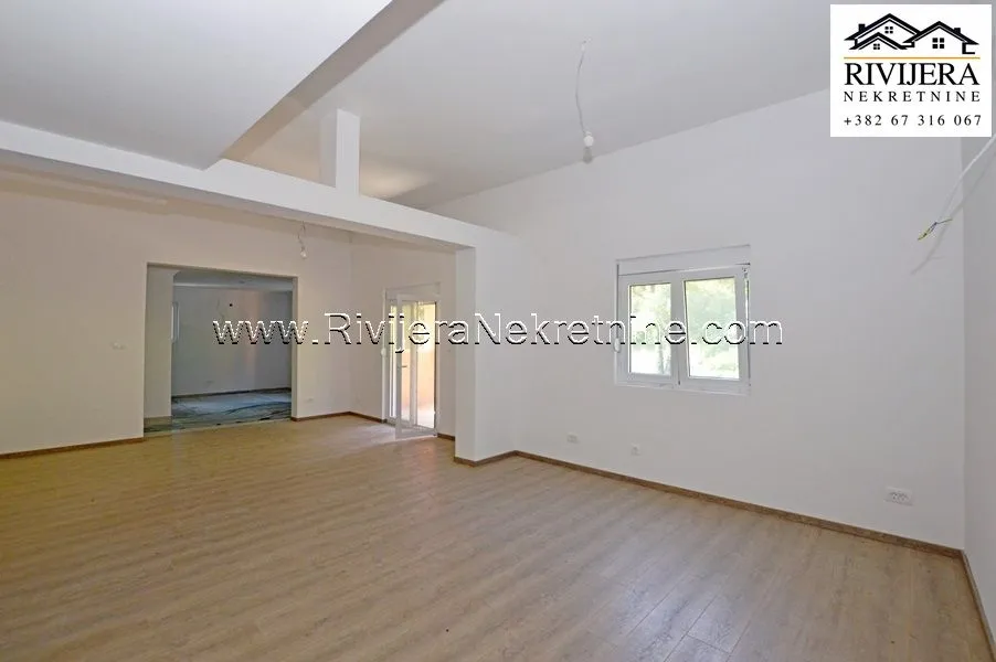 Prodaja, kuća, 267m², Sutorina, Herceg Novi