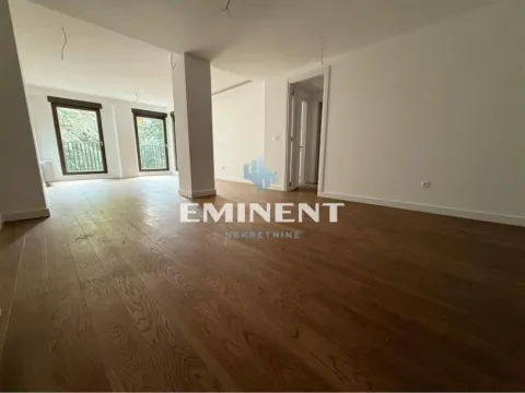 Izdavanje, četvorosoban stan, 129m², Crveni Krst, Beograd - image 4