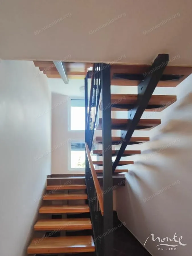 Sale, house, 330m², Utjeha, Bar