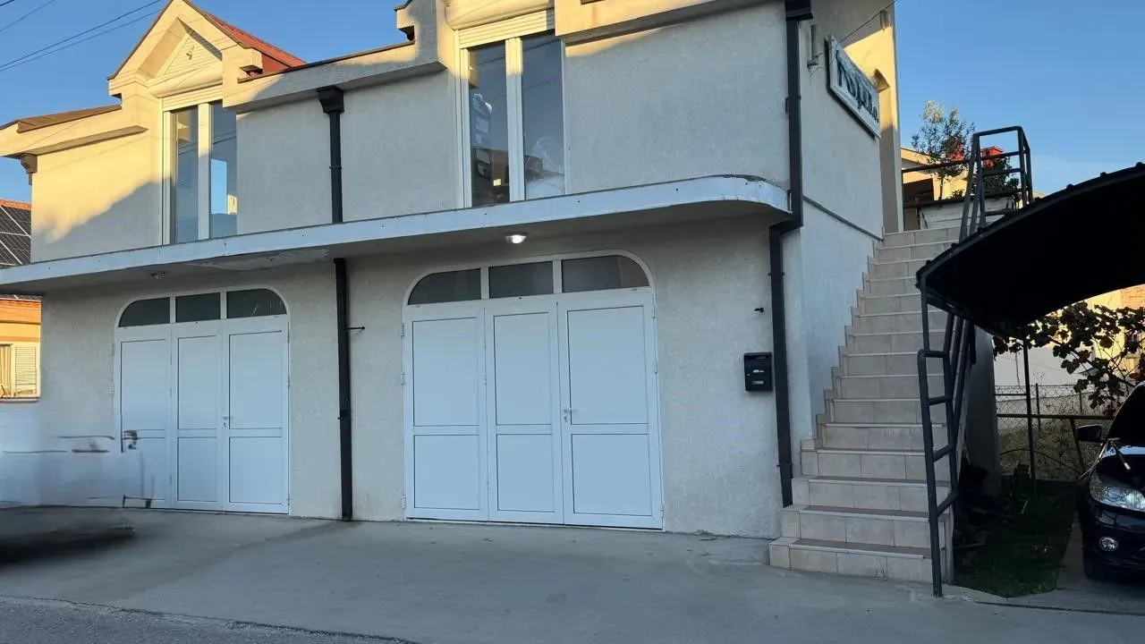 Rent, office space, 120m², Gornja Gorica, Podgorica