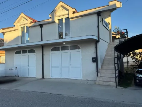 Rent, office space, 120m², Gornja Gorica, Podgorica - image 1