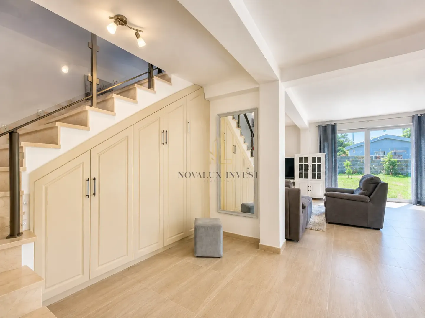 Rent, house, 200m², Krimovica, Kotor