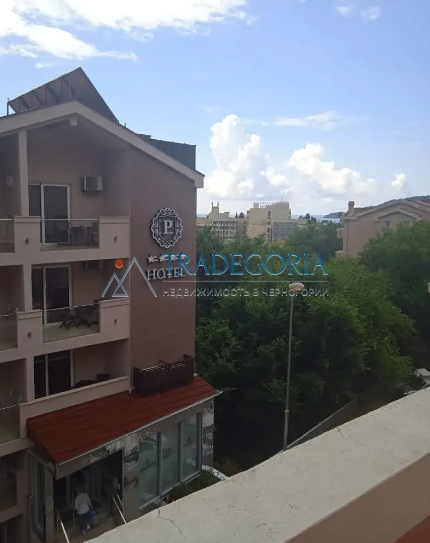 Prodaja, dvosoban stan, 61m², Bečići, Budva