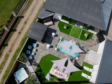 Izdavanje, poslovni prostor, 200m², Golubovci, Podgorica - image 3