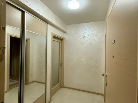 Izdavanje, dvosoban stan, 77m², City Kvart, Podgorica - image 10