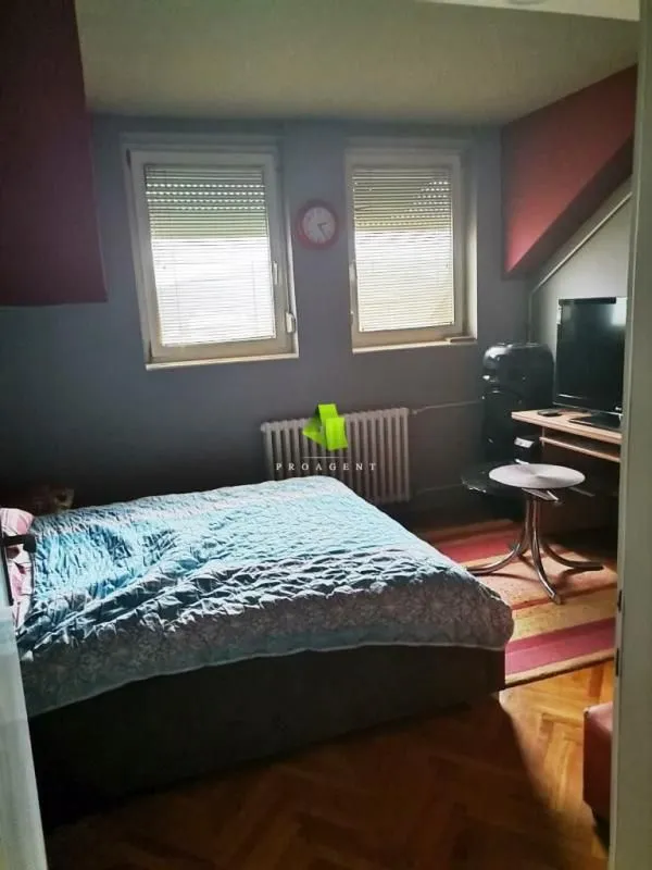 Prodaja, trosoban stan, 66m², Palilula, Niš