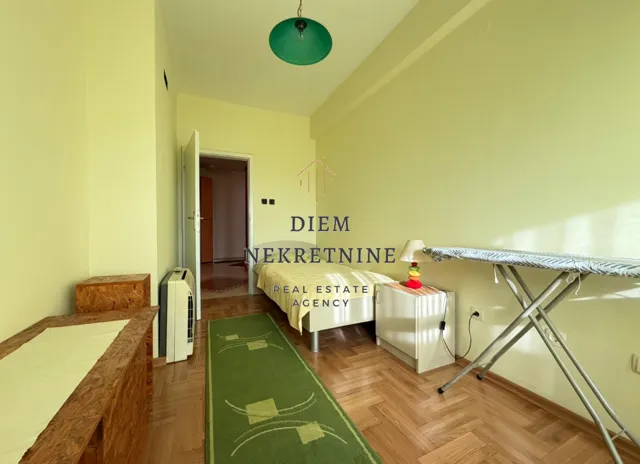 Rent, two bedroom apartment, 76m², Podgorica, Crna Gora