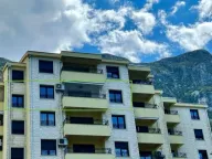 Prodaja, dvosoban stan, 85m², Dobrota, Kotor - image 2