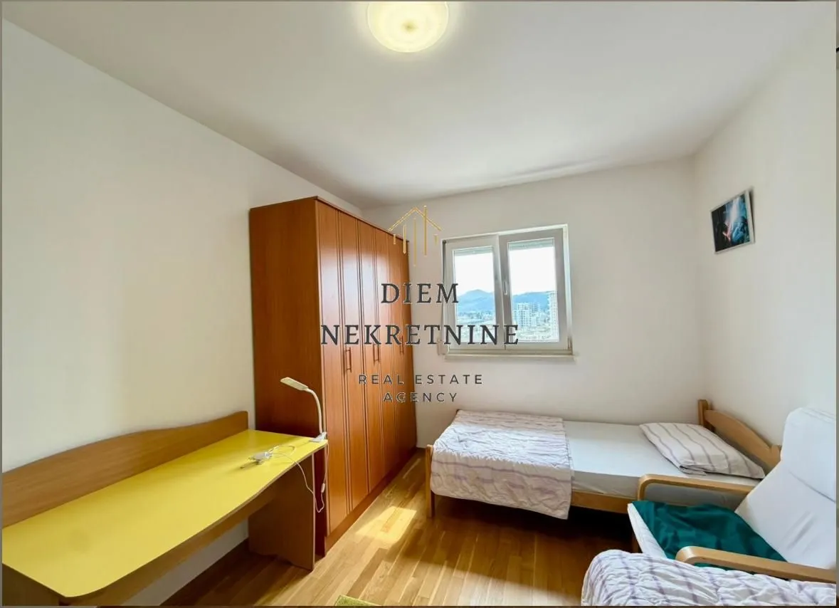 Rent, two bedroom apartment, 70m², Centar, Bar