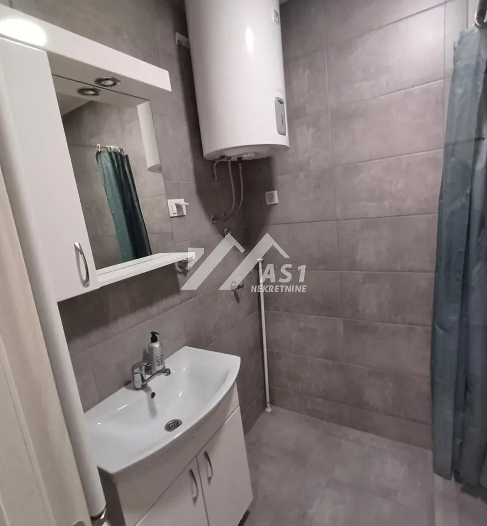 Prodaja, dvosoban stan, 44m², Podbara, Novi Sad Sve Podlokacije
