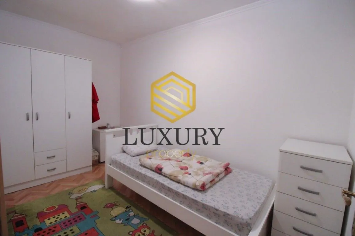 Prodaja, dvosoban stan, 82m², Blok 5, Podgorica