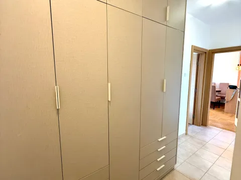 Izdavanje, jednosoban stan, 51m², Zabjelo, Podgorica - image 12