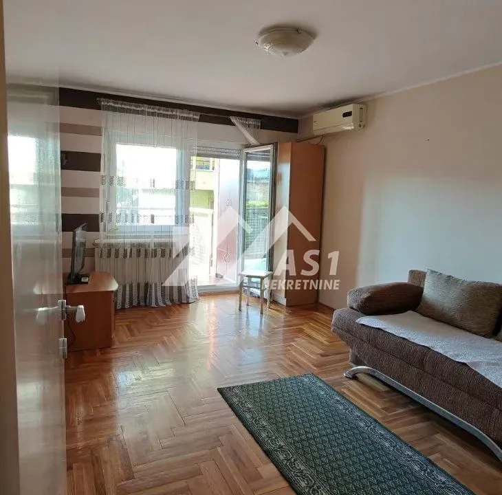 Rent, one bedroom apartment, 35m², Grbavica, Novi Sad Sve Podlokacije