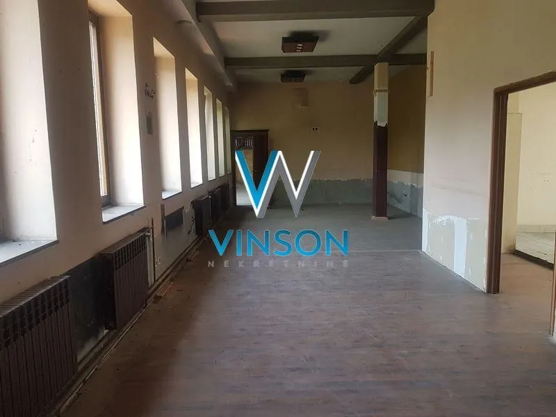 Prodaja, kuća, 688m², Centar, Sombor