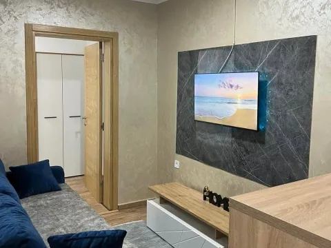 Rent, two bedroom apartment, 60m², Podkošljun, Budva - image 1