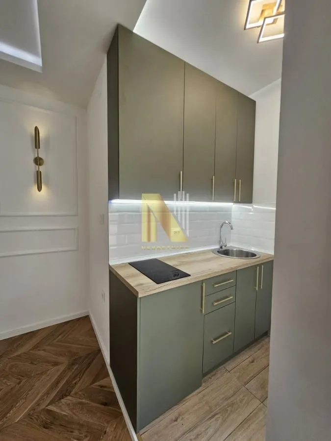 Prodaja, garsonjera, 21m², Stari grad, Novi Sad
