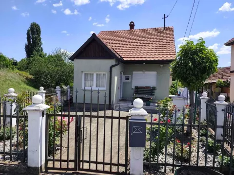 Kuća in Banja Koviljača