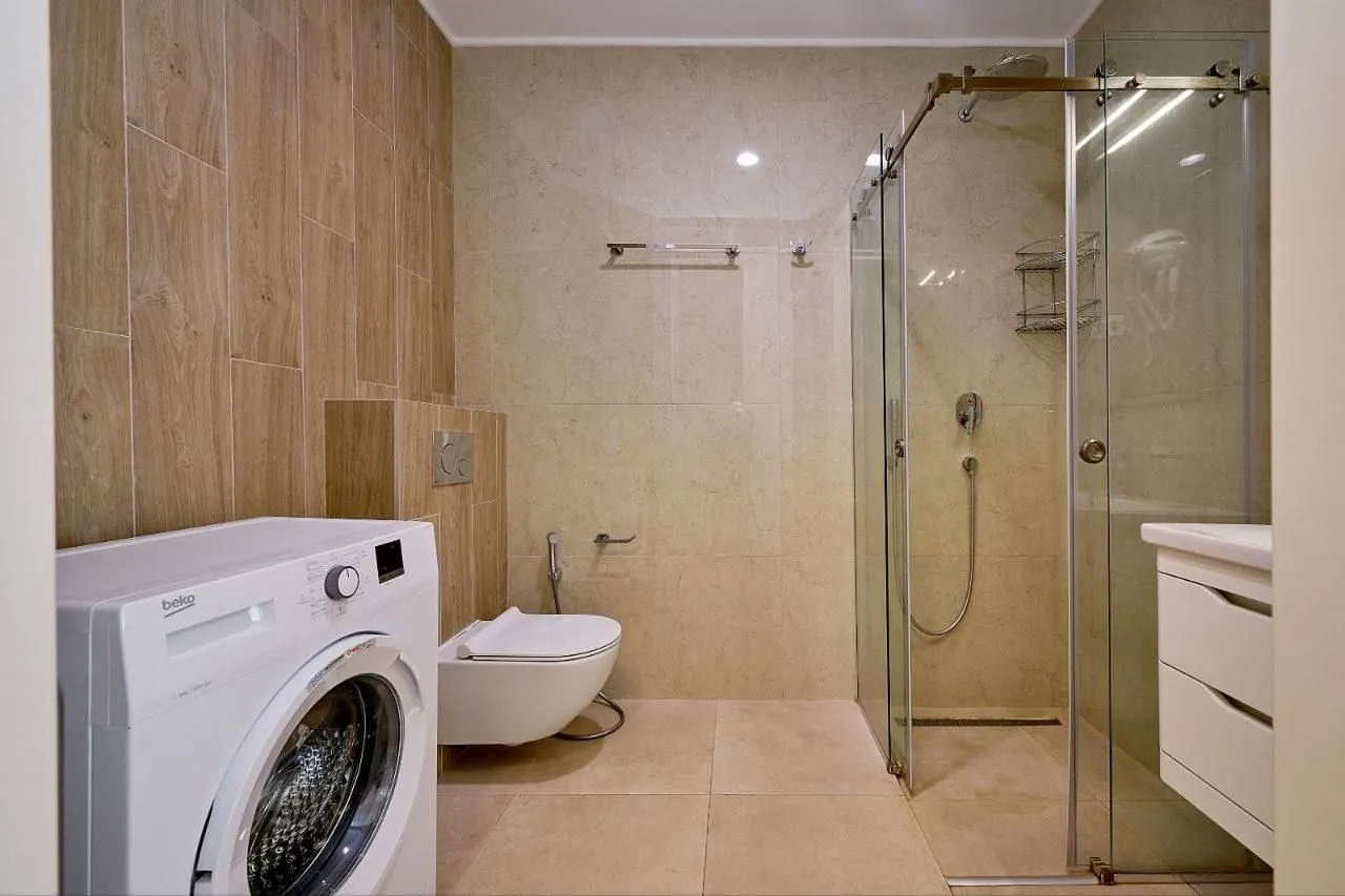Rent, one bedroom apartment, 52m², Bečići, Budva