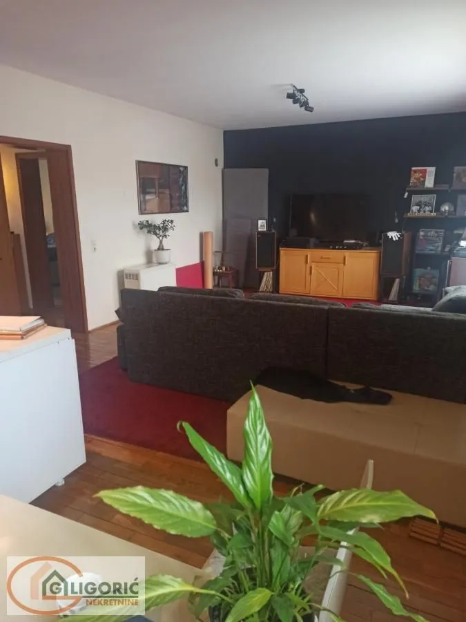 Prodaja, kuća, 204m², Grocka, Beograd