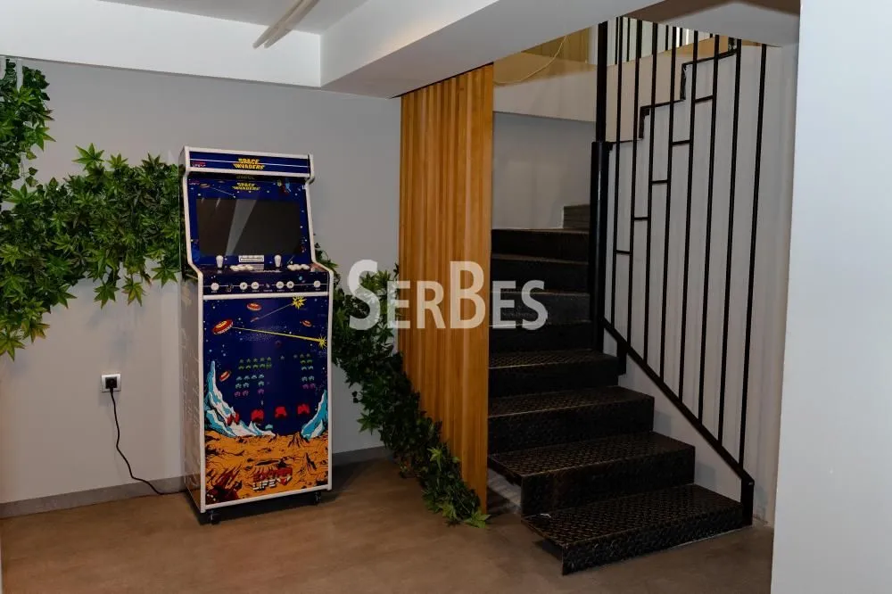 Sale, office space, 288m², Grbavica, Novi Sad Sve Podlokacije