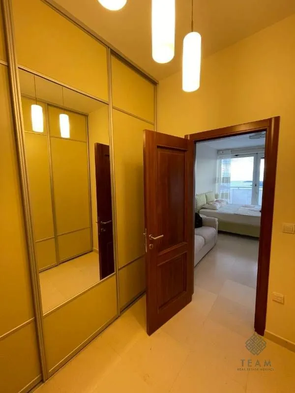 Prodaja, dvosoban stan, 156m², Topla, Herceg Novi