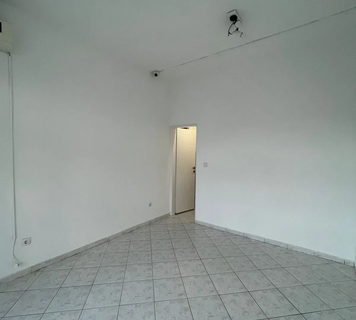 Rent, office space, 14m², Centar, Tivat