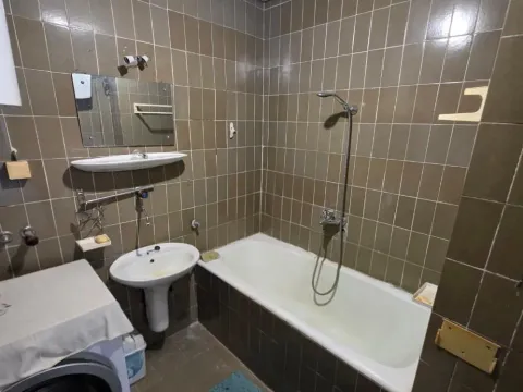 Prodaja, trosoban stan, 95m², Blok 9, Podgorica - image 12