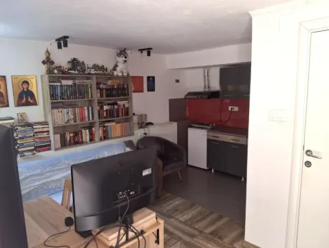 Prodaja, garsonjera, 20m², Malo Brdo, Podgorica - image 5