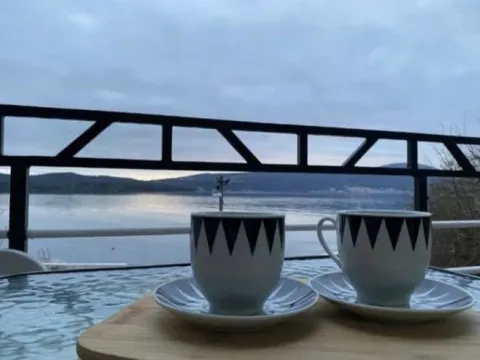 Izdavanje, garsonjera, 40m², Tivat, Crna Gora - image 5