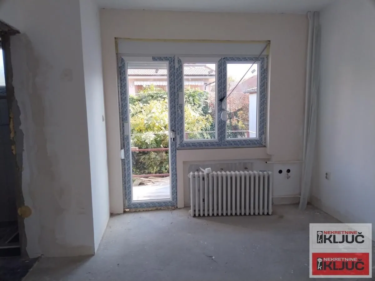 Sale, studio apartment, 20m², Sremska Kamenica, Petrovaradin
