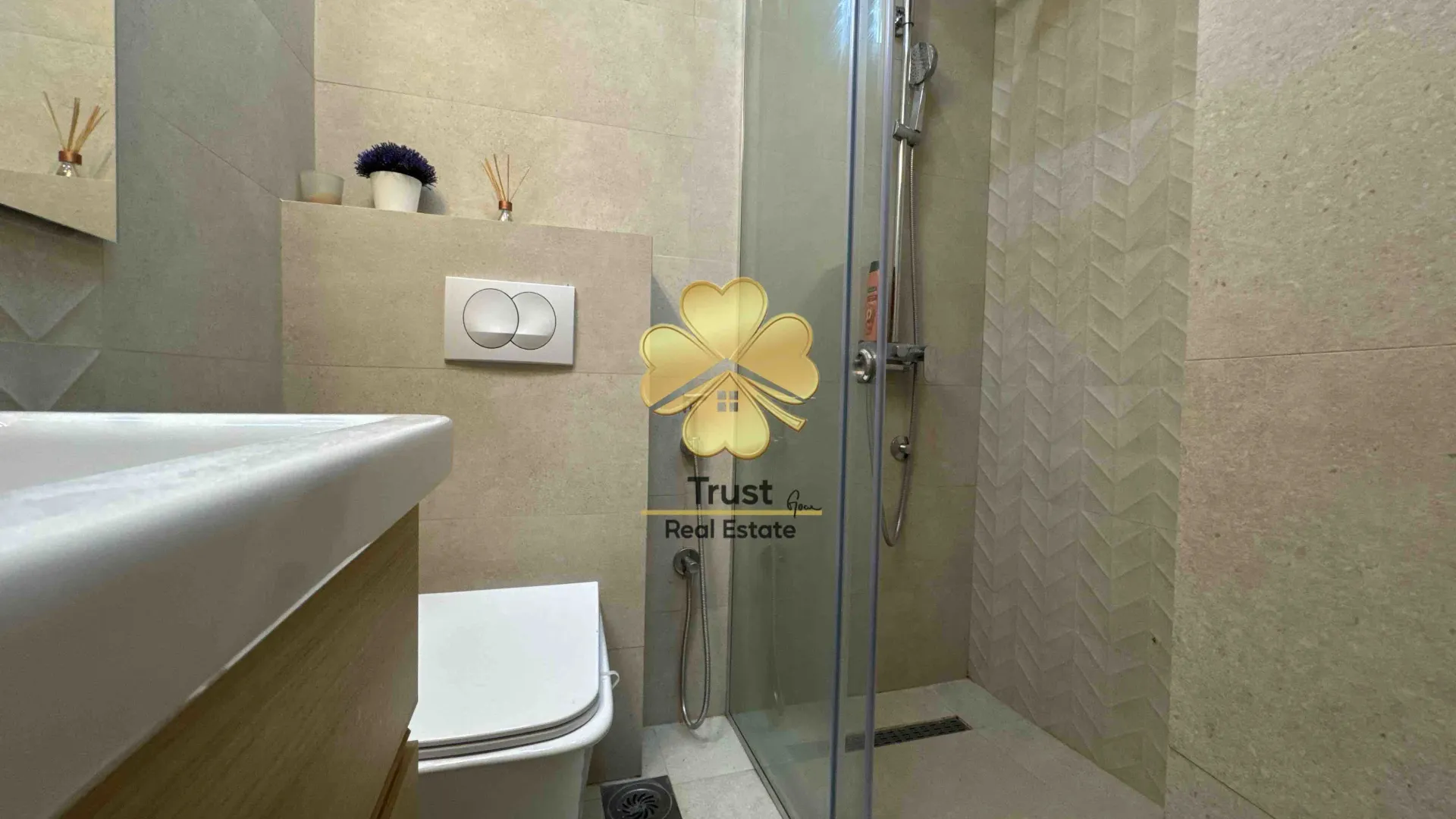 Rent, three bedroom apartment, 120m², Gorica C, Podgorica