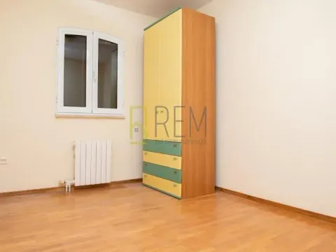 Sale, house, 460m², Zagorič, Podgorica - image 21