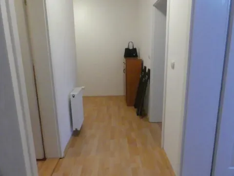 Prodaja, trosoban stan, 79m², Centar, Jagodina - image 5