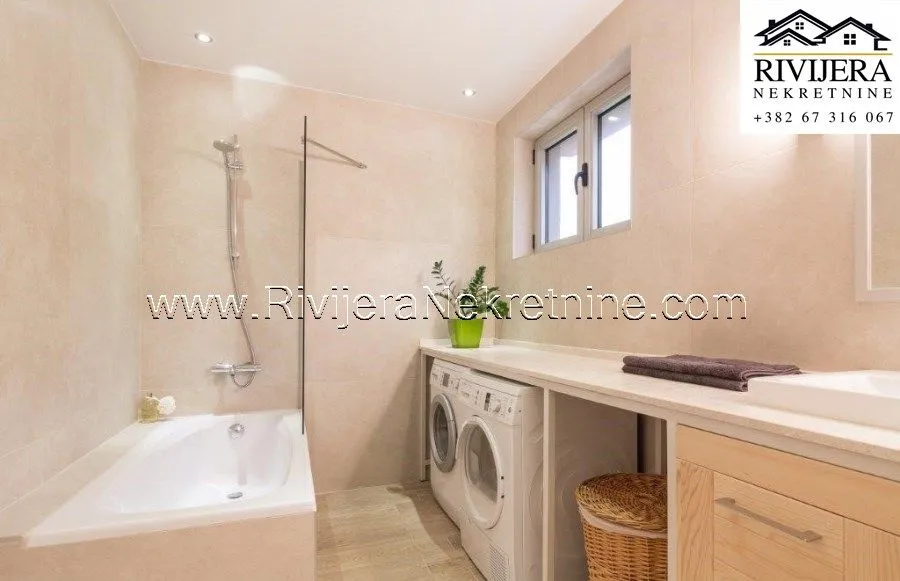 Sale, two bedroom apartment, 119m², Tivat, Crna Gora