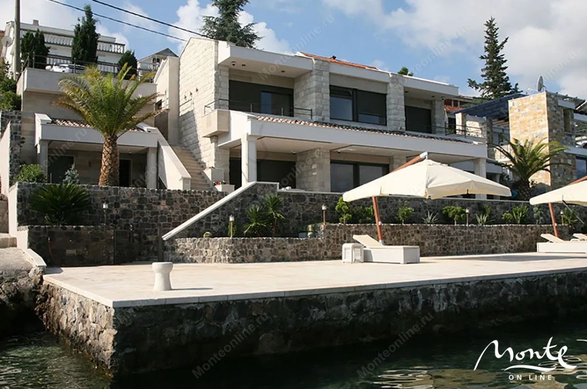 Prodaja, kuća, 300m², Krašići, Tivat