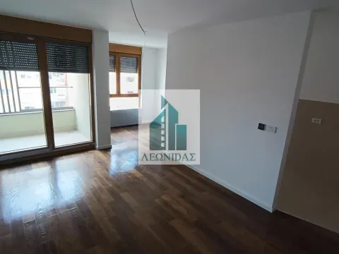 Sale, three bedroom apartment, 64m², Medijana, Niš