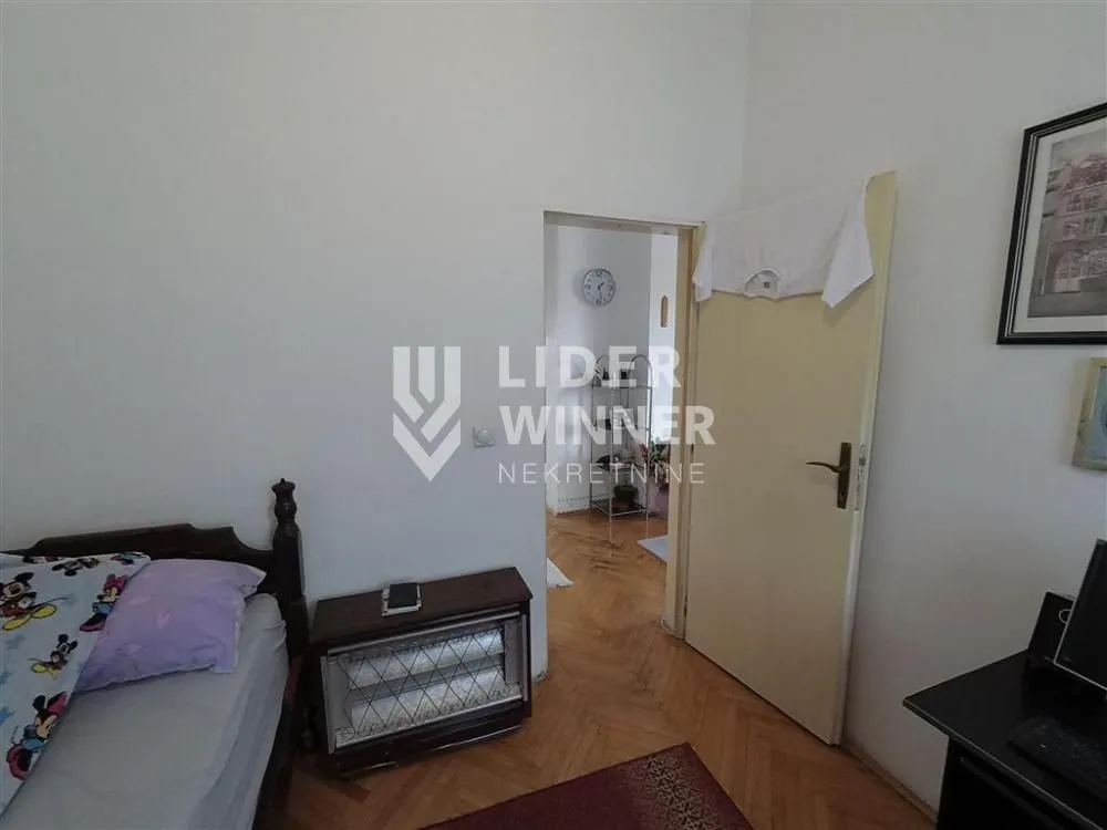 Prodaja, stan, 174m², Zemun Gornji Grad, Zemun Sve Podlokacije