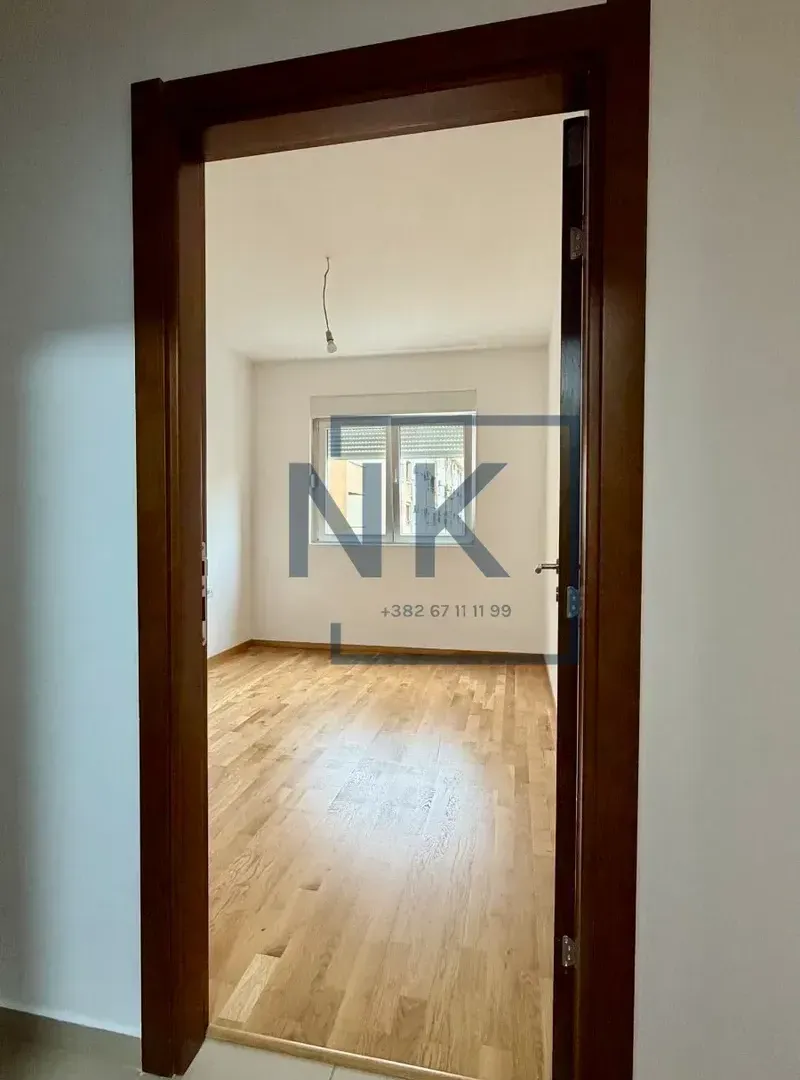 Prodaja, dvosoban stan, 73m², Tuški Put, Podgorica