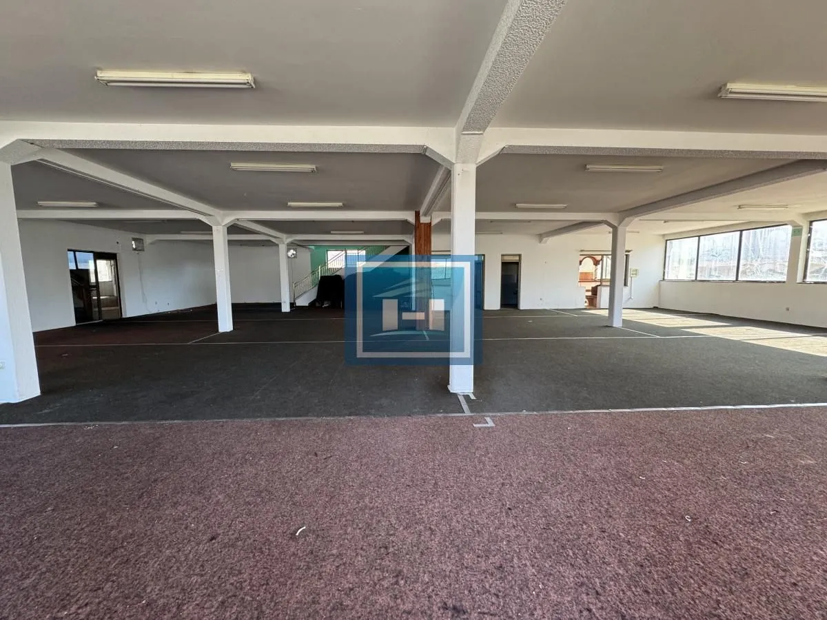 Rent, office space, 1320m², Supska, Ćuprija