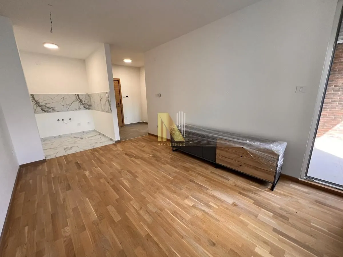 Prodaja, jednosoban stan, 43m², Avijatičarsko naselje, Novi Sad Sve Podlokacije