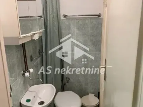 Izdavanje, trosoban stan, 90m², Tašmajdan, Palilula Sve Podlokacije - image 25