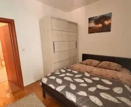 Rent, two bedroom apartment, 60m², Rozino, Budva - image 9